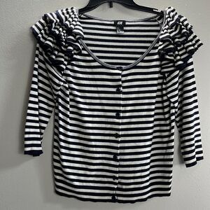 H&M White & Black Striped Long Sleeves Sweater Size Medium